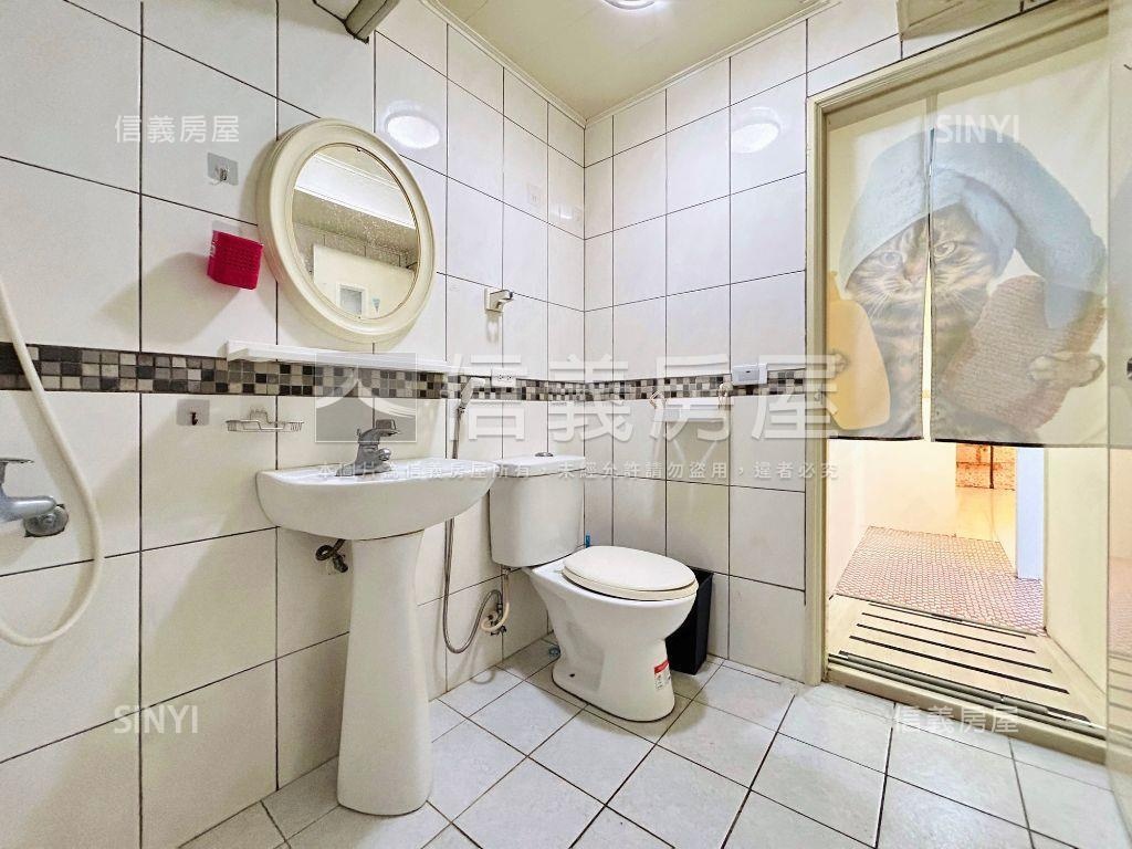 近北區中國醫３房二樓公寓房屋室內格局與周邊環境