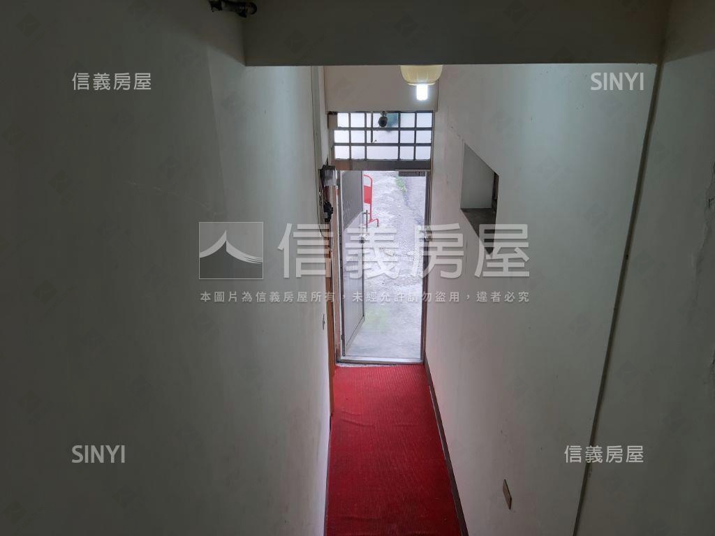 中山路鬧區金雞邊間店套房屋室內格局與周邊環境