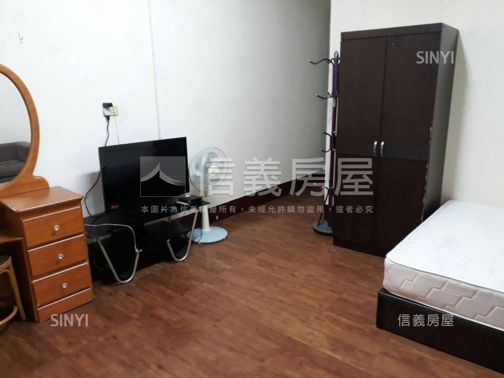 中山路鬧區金雞邊間店套房屋室內格局與周邊環境