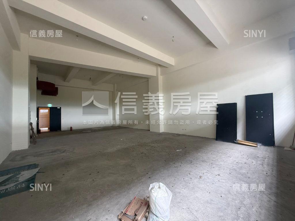 智富時代挑高廠辦★店面房屋室內格局與周邊環境