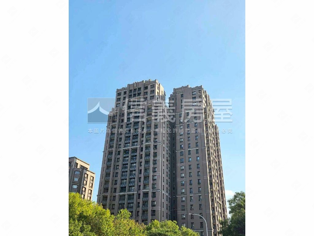 國泰美術觀道面綠園道樹海房屋室內格局與周邊環境