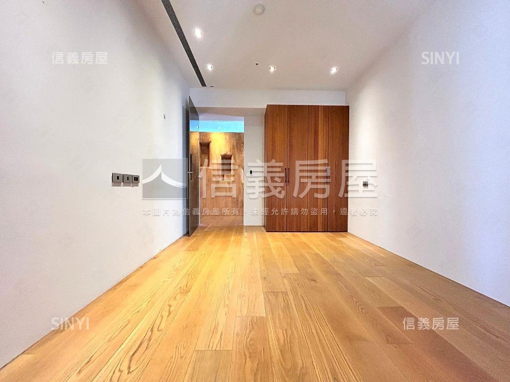 國美館正園道國泰鋼骨名宅房屋室內格局與周邊環境