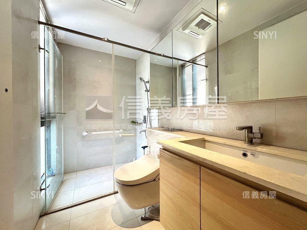 國美館正園道國泰鋼骨名宅房屋室內格局與周邊環境