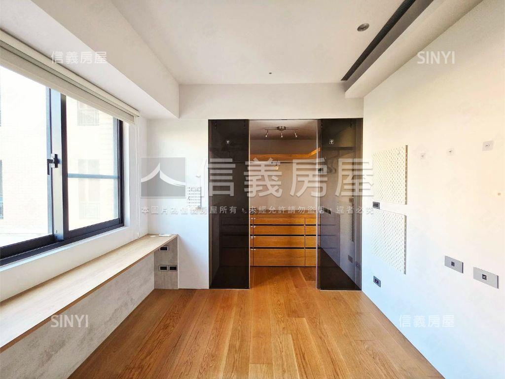 國美館正園道國泰鋼骨名宅房屋室內格局與周邊環境