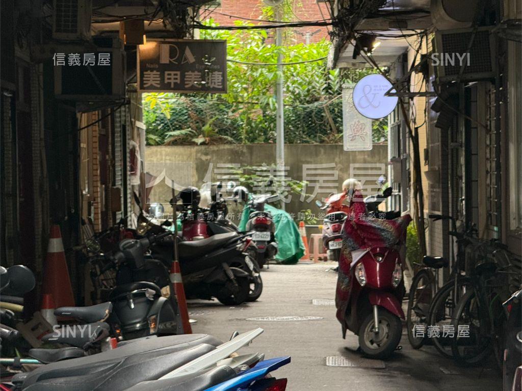 南西稀有金店房屋室內格局與周邊環境