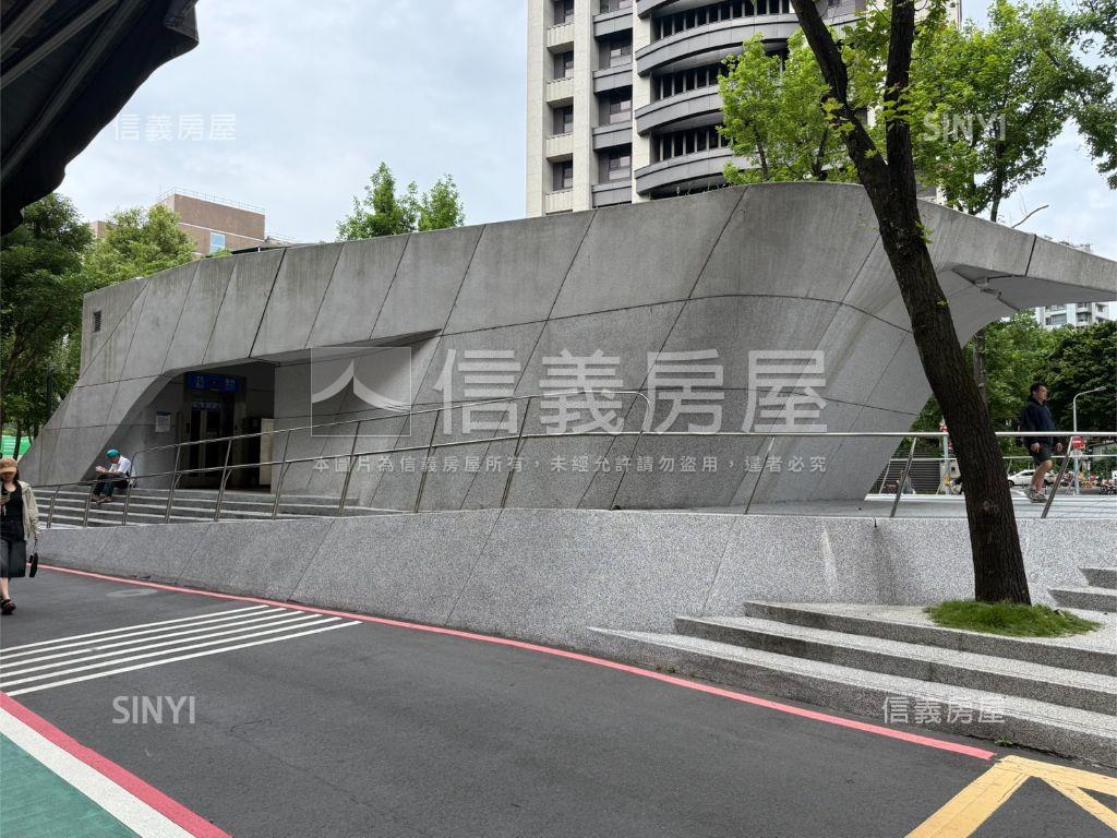 南西稀有金店房屋室內格局與周邊環境