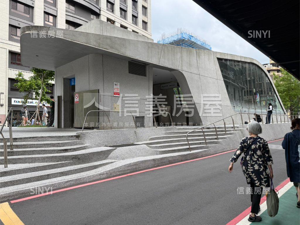 南西稀有金店房屋室內格局與周邊環境