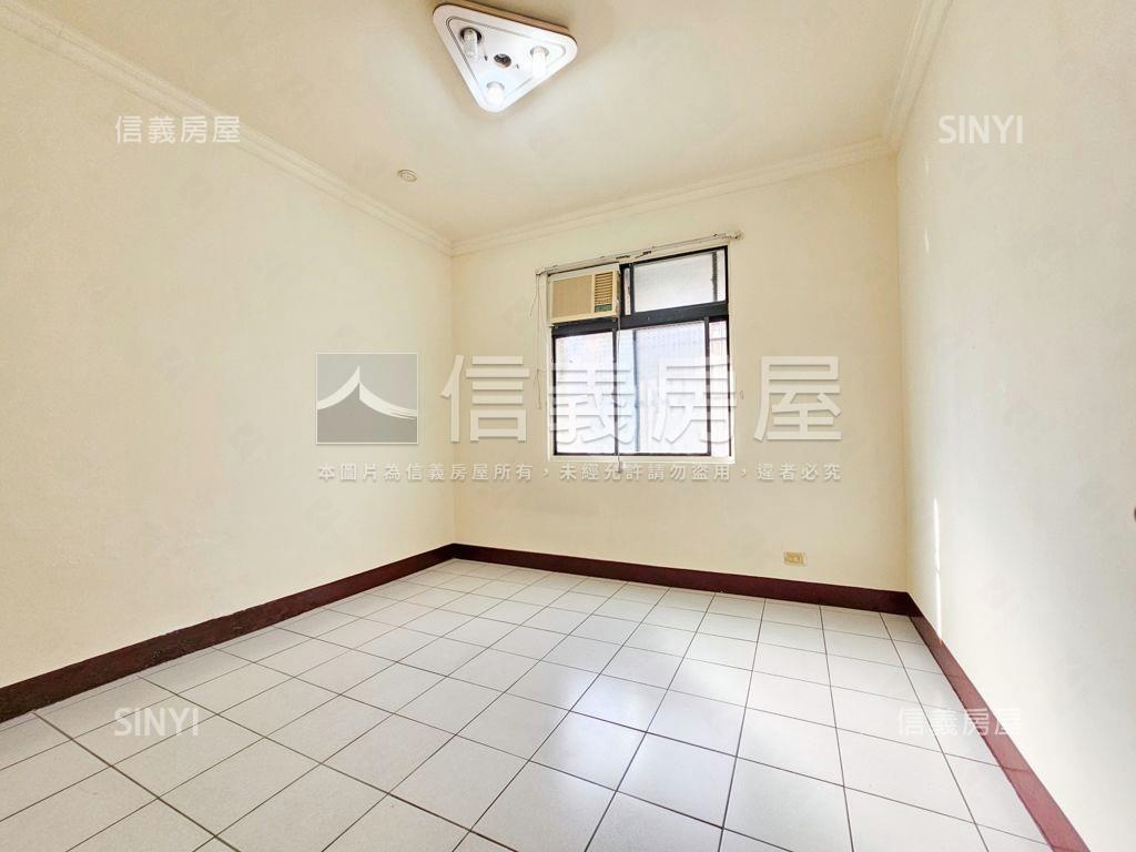 專任大地庭園三房車位房屋室內格局與周邊環境