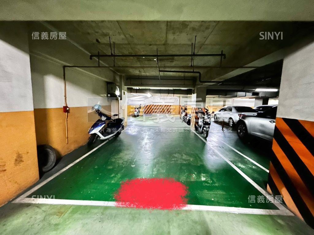 專任大地庭園三房車位房屋室內格局與周邊環境