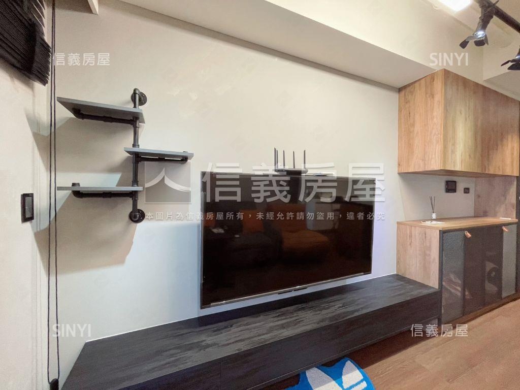 Ｊ１２溫馨家庭電動車位房屋室內格局與周邊環境