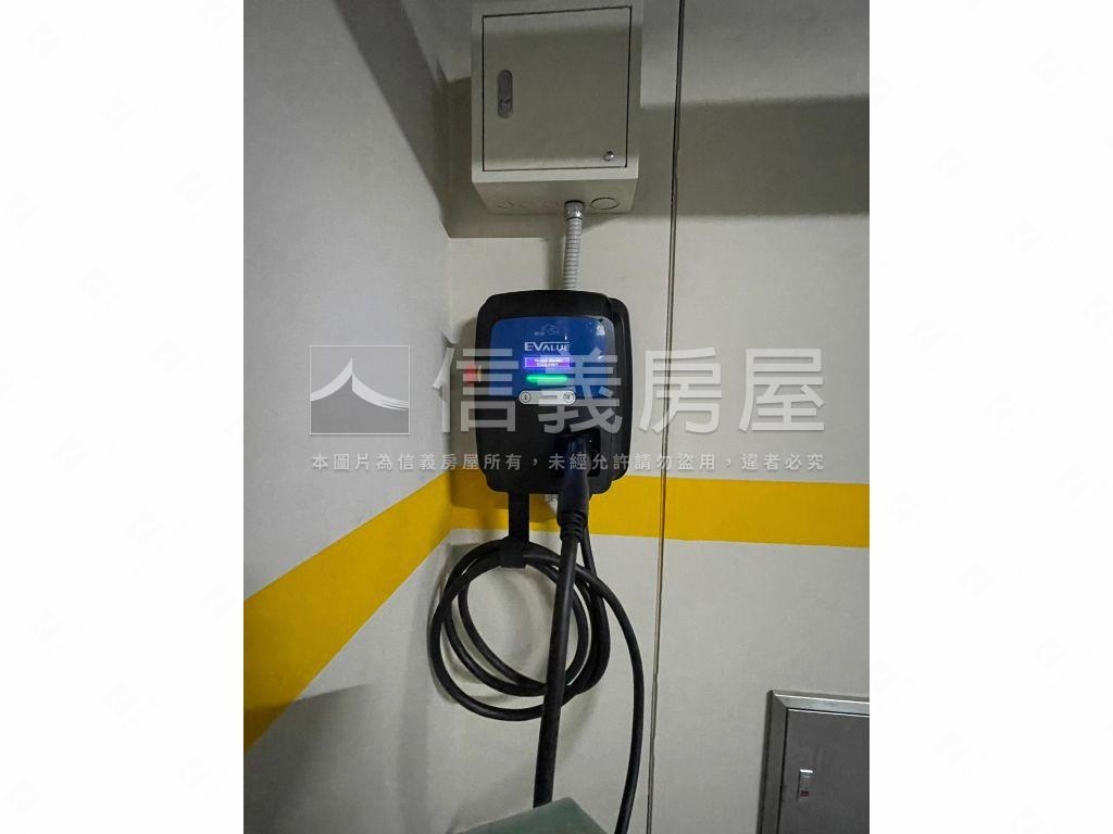 Ｊ１２溫馨家庭電動車位房屋室內格局與周邊環境