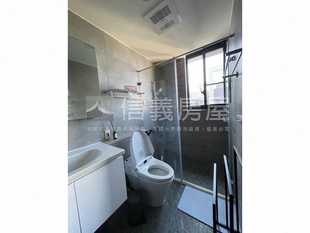 Ｊ１２溫馨家庭電動車位房屋室內格局與周邊環境