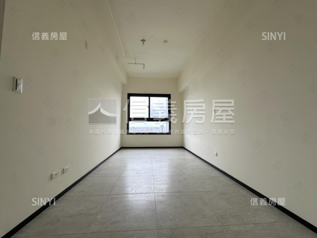 超級市景３０高樓兩房平車房屋室內格局與周邊環境