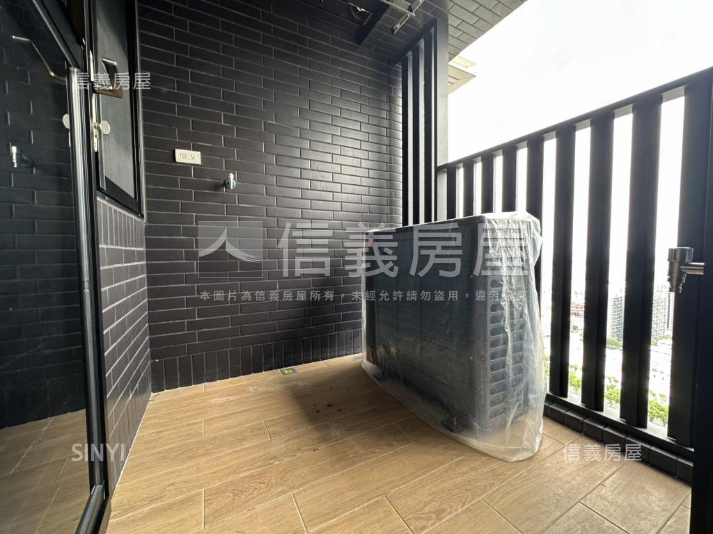 超級市景３０高樓兩房平車房屋室內格局與周邊環境