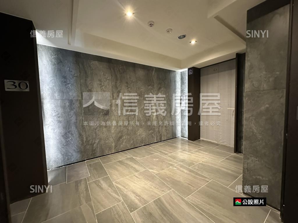 超級市景３０高樓兩房平車房屋室內格局與周邊環境