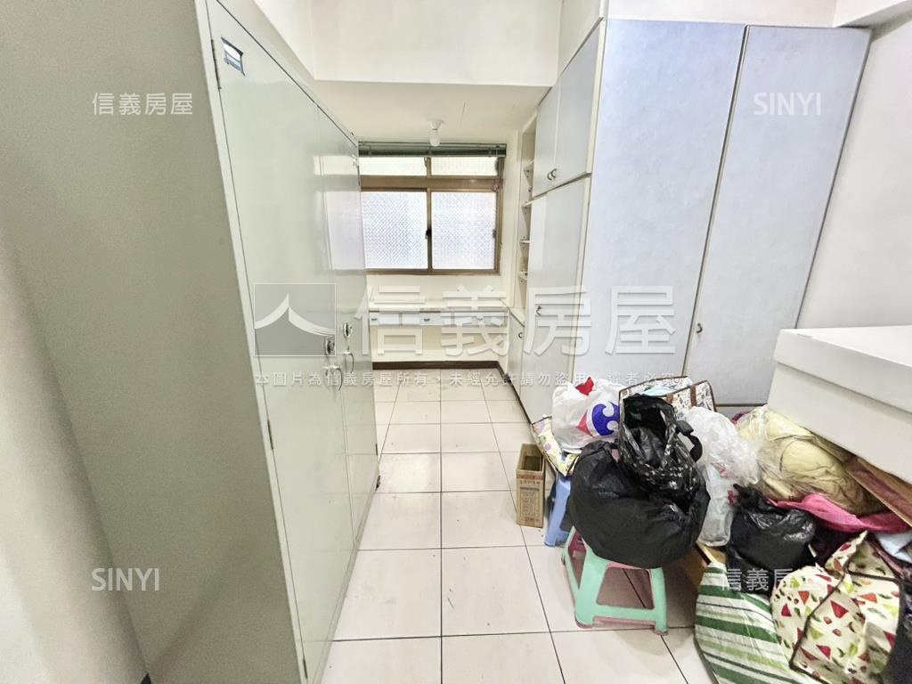 民利街大空間華廈房屋室內格局與周邊環境