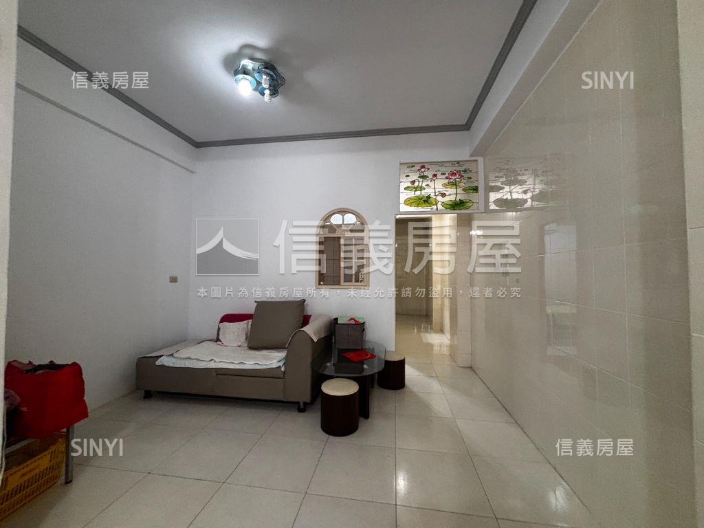 基隆仁愛區一樓美屋房屋室內格局與周邊環境