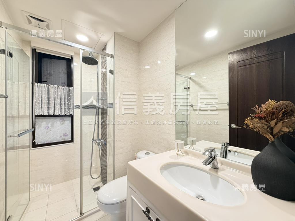 Ｍ３漂亮裝潢美屋附平車房屋室內格局與周邊環境