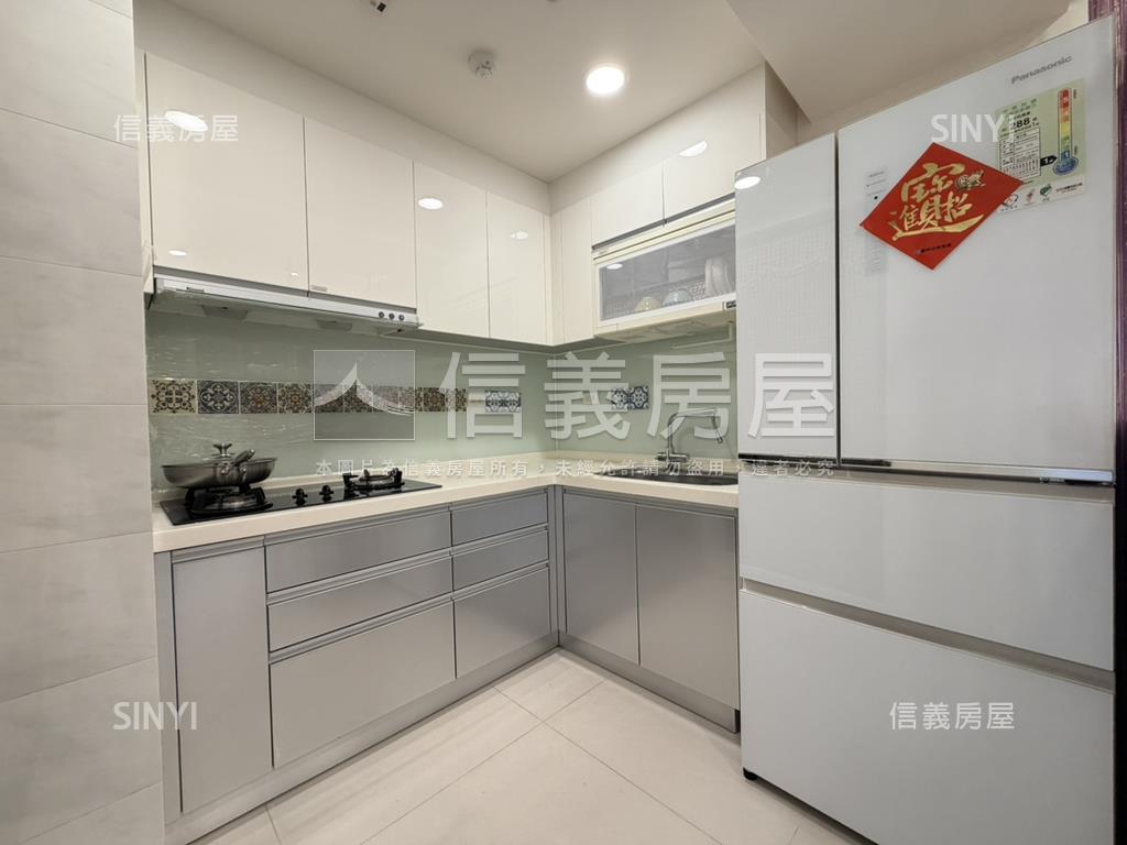 Ｍ３漂亮裝潢美屋附平車房屋室內格局與周邊環境