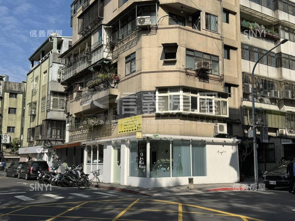 大巨蛋三角窗店面房屋室內格局與周邊環境