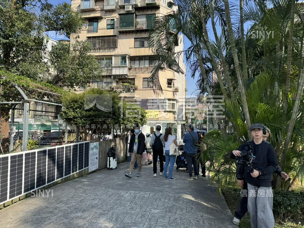 大巨蛋三角窗店面房屋室內格局與周邊環境