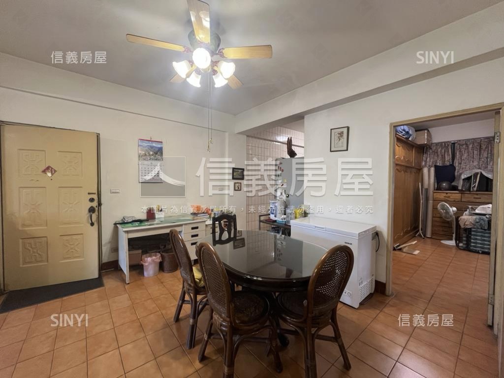 三面採光河畔景觀美公寓房屋室內格局與周邊環境