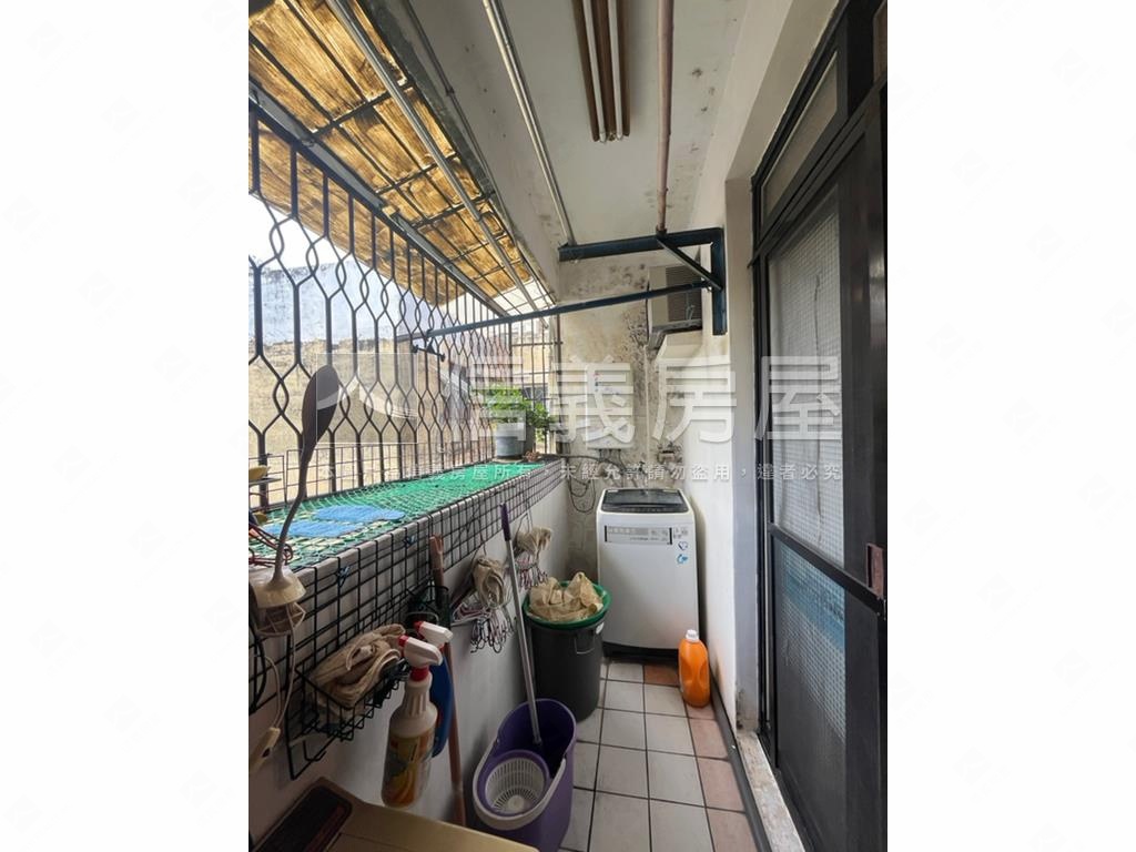 三面採光河畔景觀美公寓房屋室內格局與周邊環境