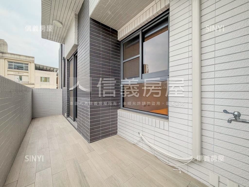 全新未住裝潢美二房房屋室內格局與周邊環境