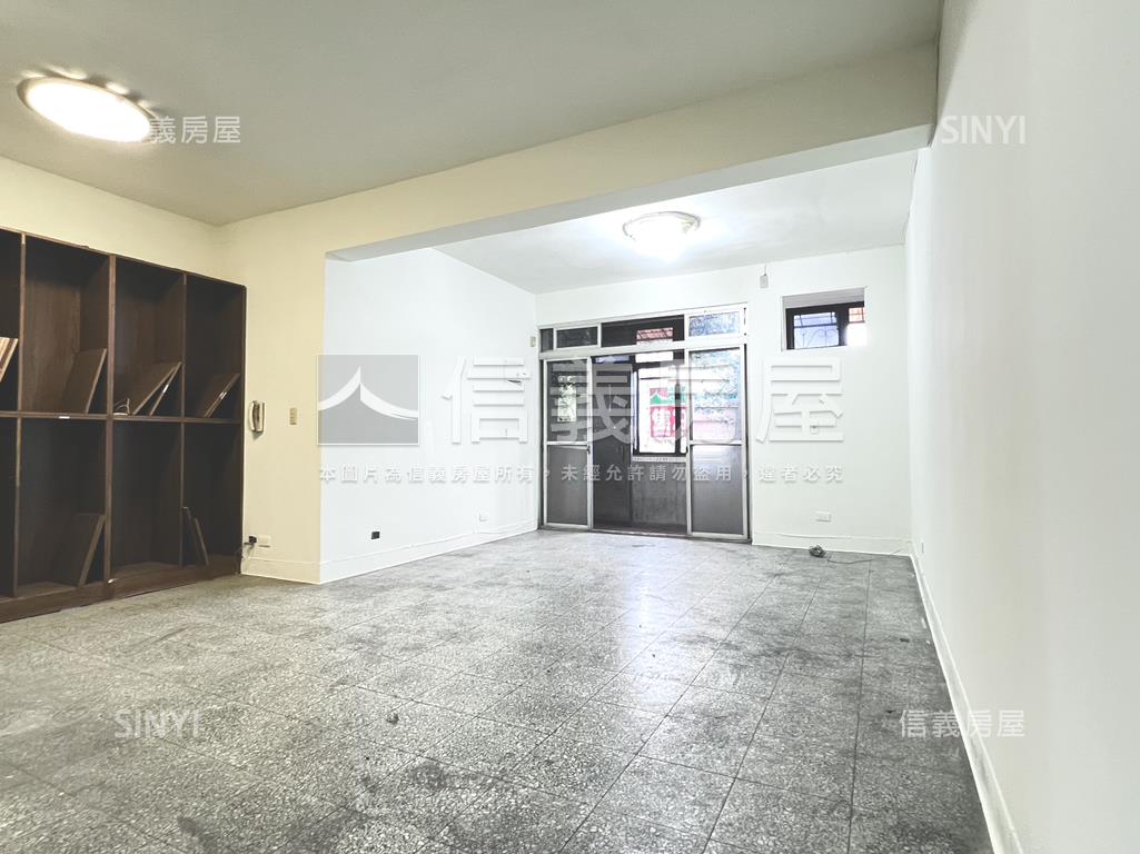 成功低總美寓房屋室內格局與周邊環境