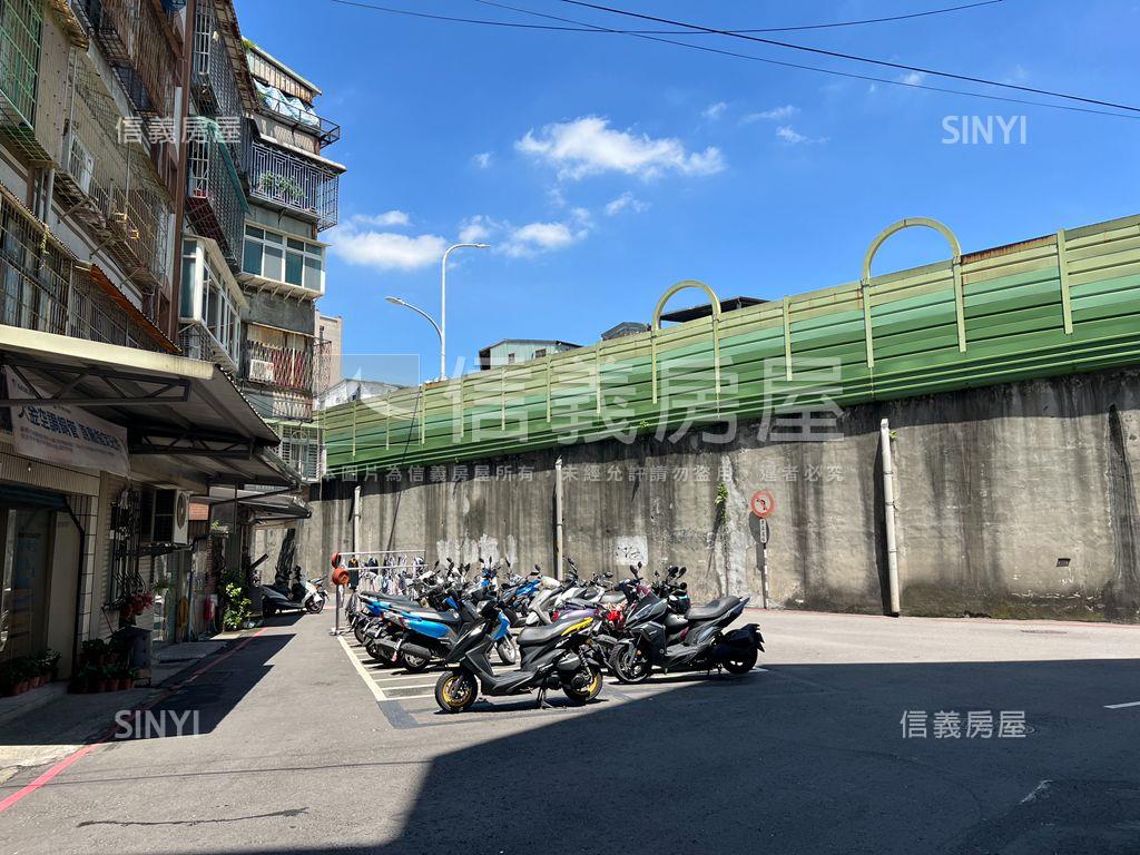 成功低總美寓房屋室內格局與周邊環境