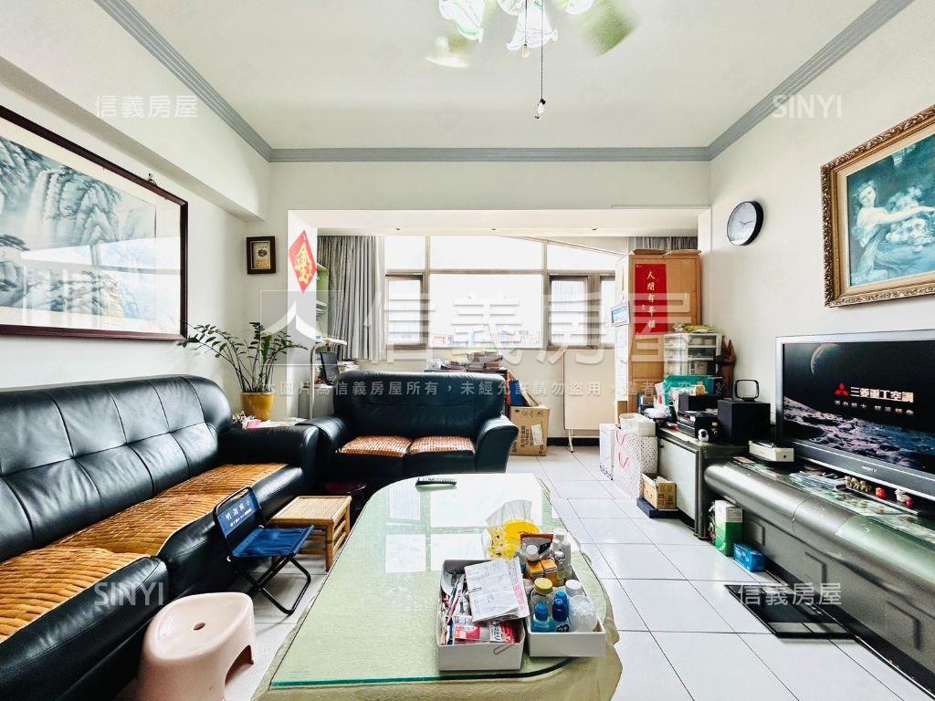 湖國大第１０１四大房車位房屋室內格局與周邊環境