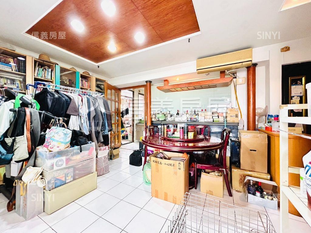 湖國大第１０１四大房車位房屋室內格局與周邊環境