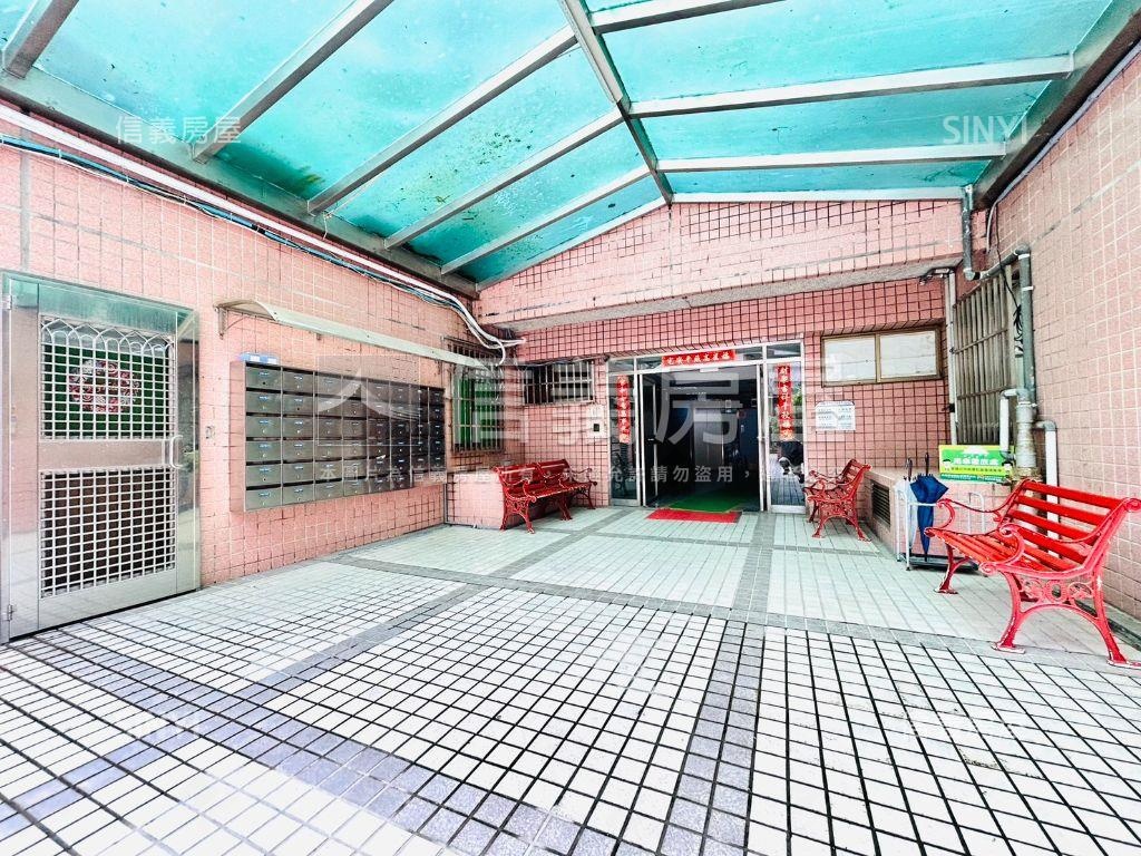 湖國大第１０１四大房車位房屋室內格局與周邊環境