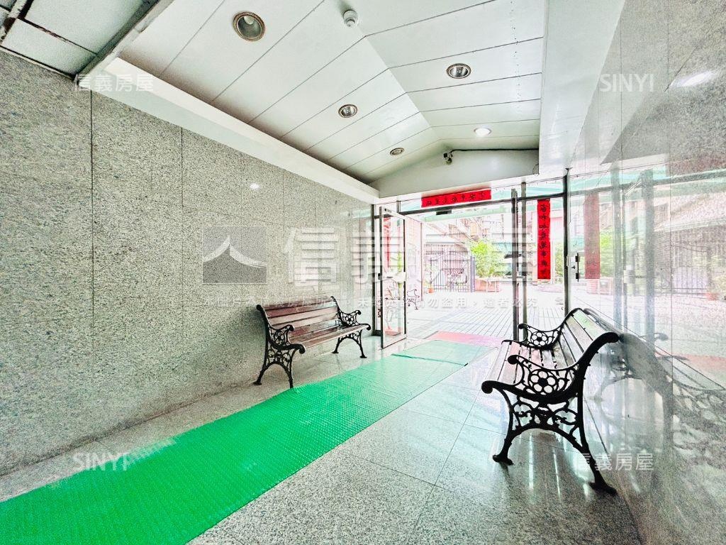 湖國大第１０１四大房車位房屋室內格局與周邊環境