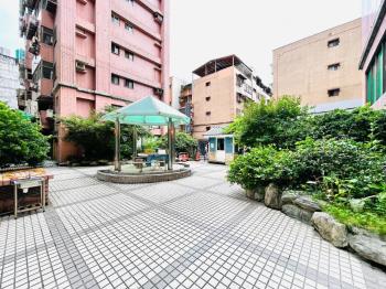 湖國大第１０１四大房車位