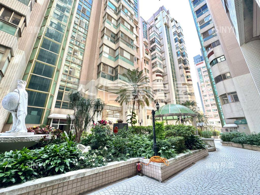 國家大第裝潢採光四房車位房屋室內格局與周邊環境