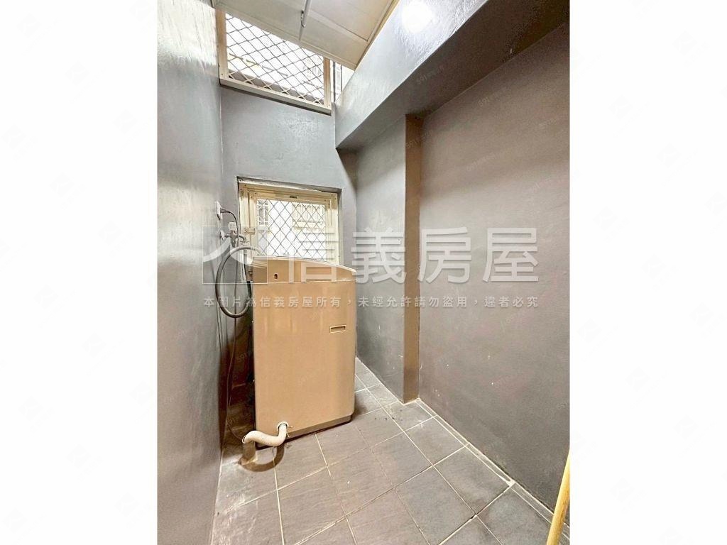 中國醫優質透天房屋室內格局與周邊環境