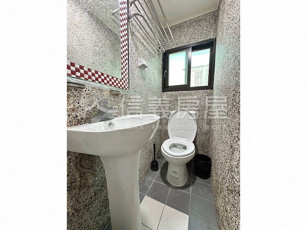 中國醫優質透天房屋室內格局與周邊環境