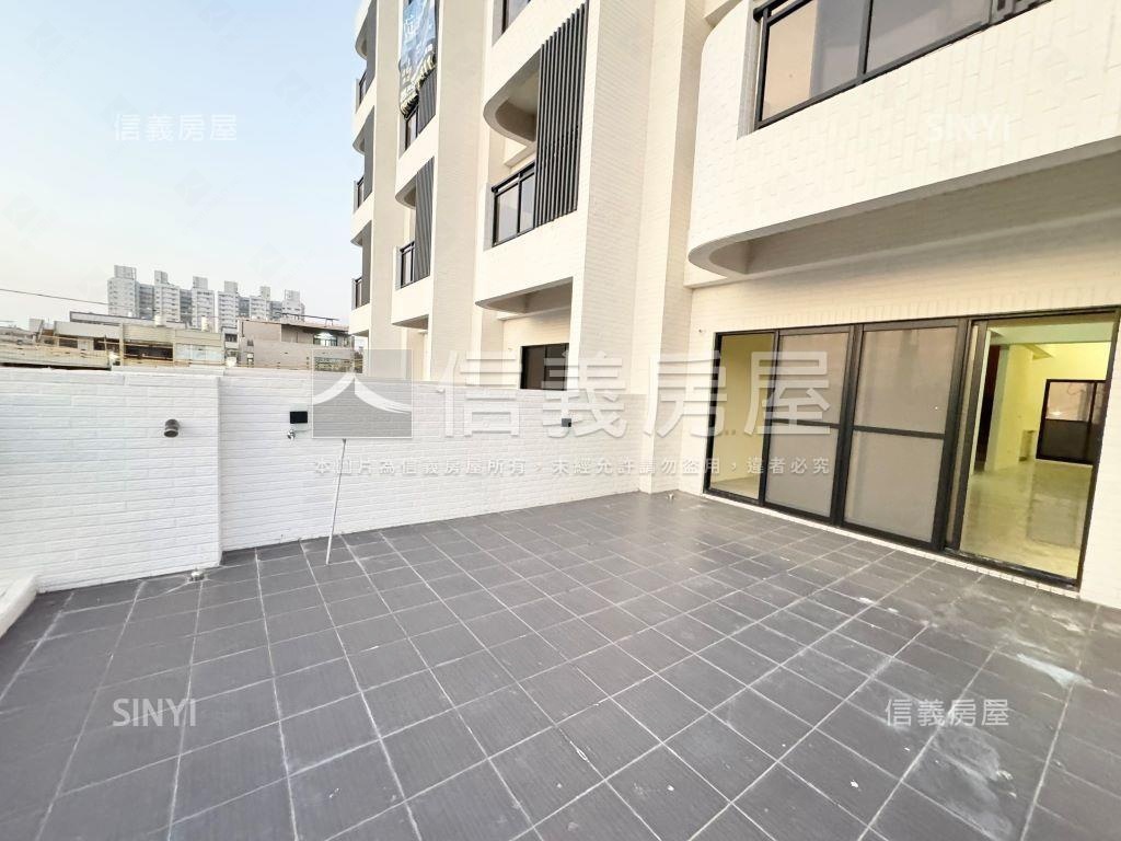 興達港海景＊全新電梯車墅房屋室內格局與周邊環境