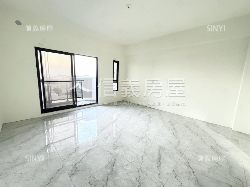 興達港海景＊全新電梯車墅房屋室內格局與周邊環境