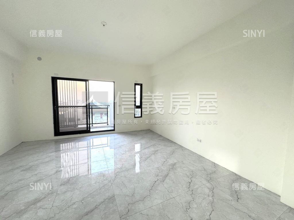 興達港海景＊全新電梯車墅房屋室內格局與周邊環境
