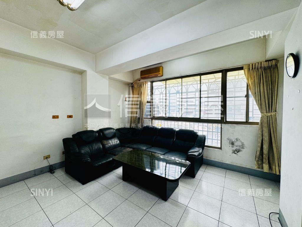 仁武仁雄電梯三面採光美宅房屋室內格局與周邊環境