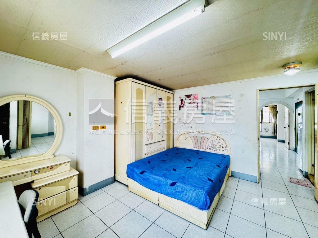 仁武仁雄電梯三面採光美宅房屋室內格局與周邊環境