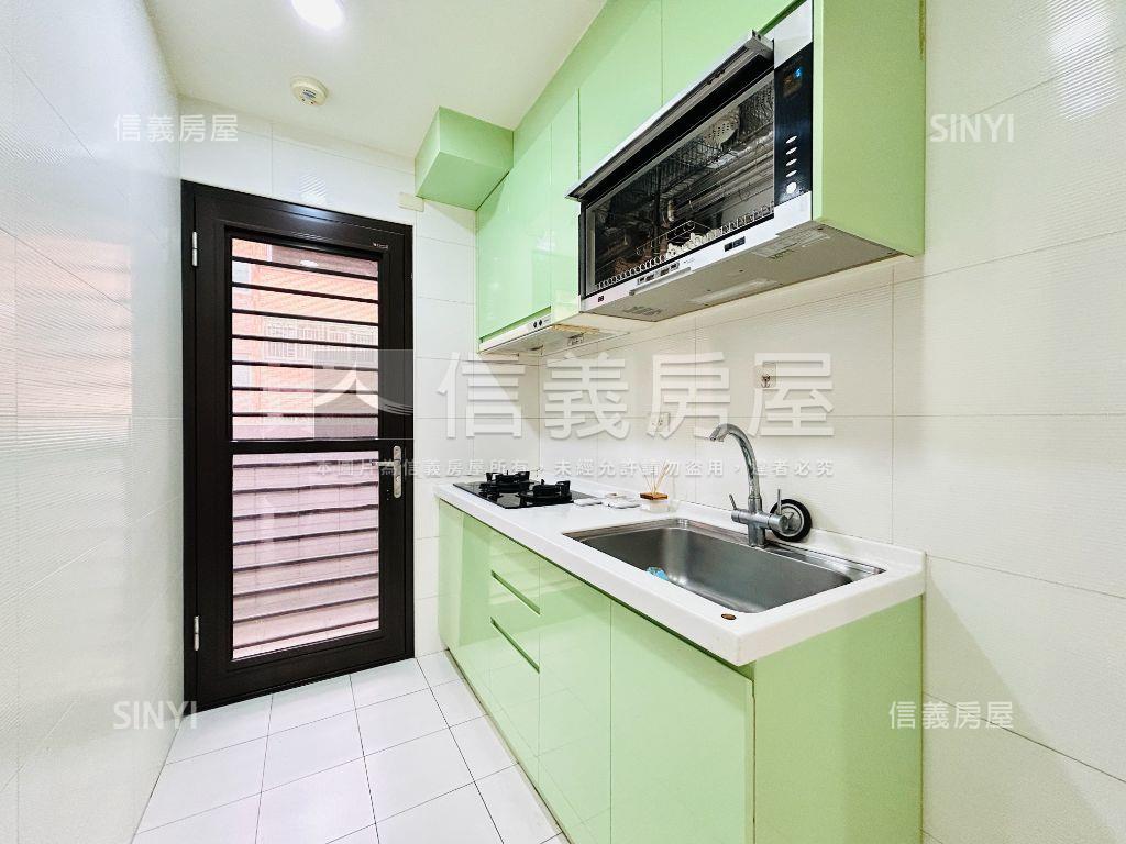 時上京宴邊間前後陽台兩房房屋室內格局與周邊環境