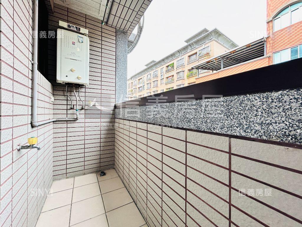 時上京宴邊間前後陽台兩房房屋室內格局與周邊環境