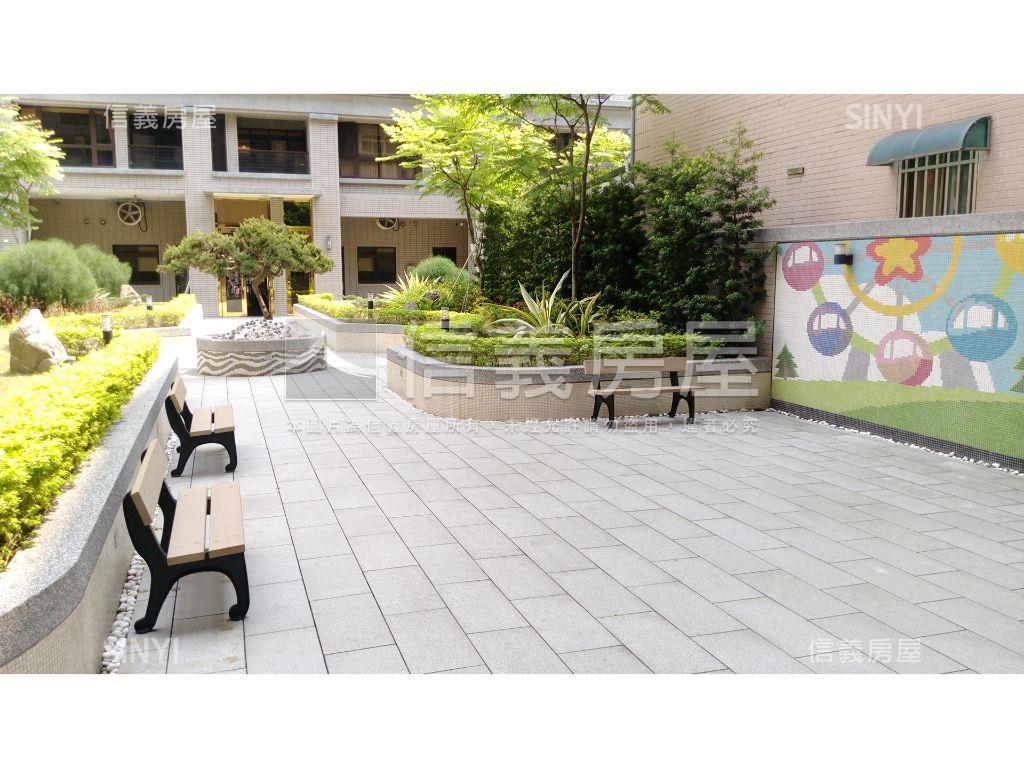 時上京宴邊間前後陽台兩房房屋室內格局與周邊環境