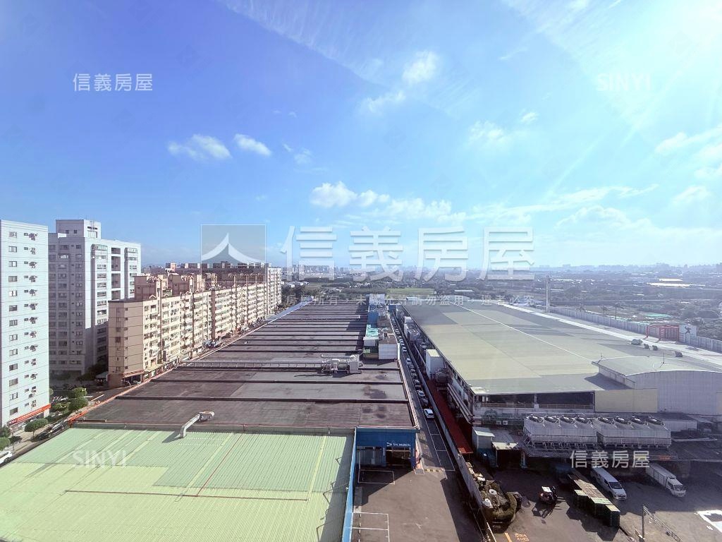 國泰建設英倫皇家三房車位房屋室內格局與周邊環境