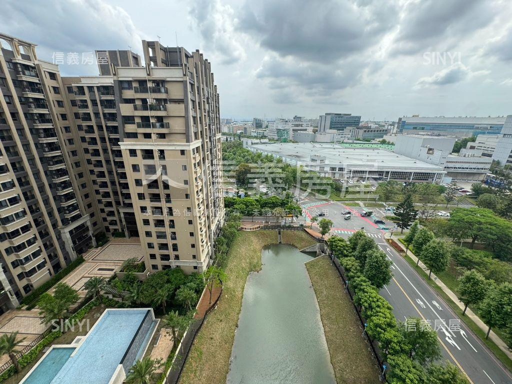 文華天際麗景三房車位房屋室內格局與周邊環境