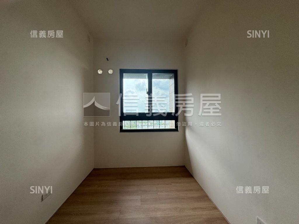 文華天際麗景三房車位房屋室內格局與周邊環境