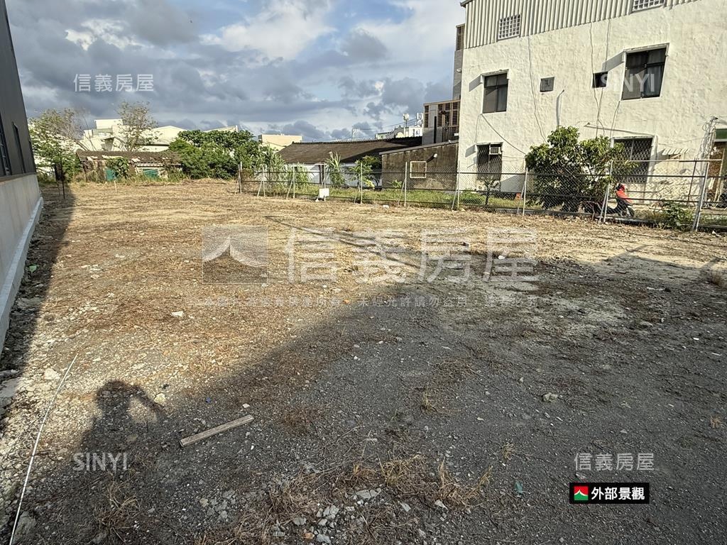 十二佃神榕２１５坪土地房屋室內格局與周邊環境